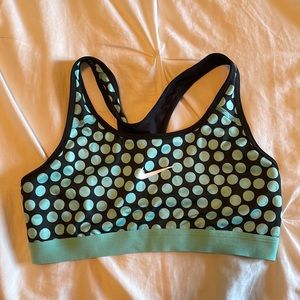 Nike swoosh sports bra M